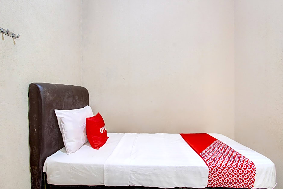 OYO 92511 Griya Dias Syariah