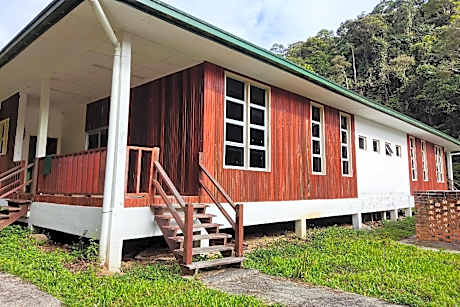 OYO 90396 Mahua Rainforest Paradise