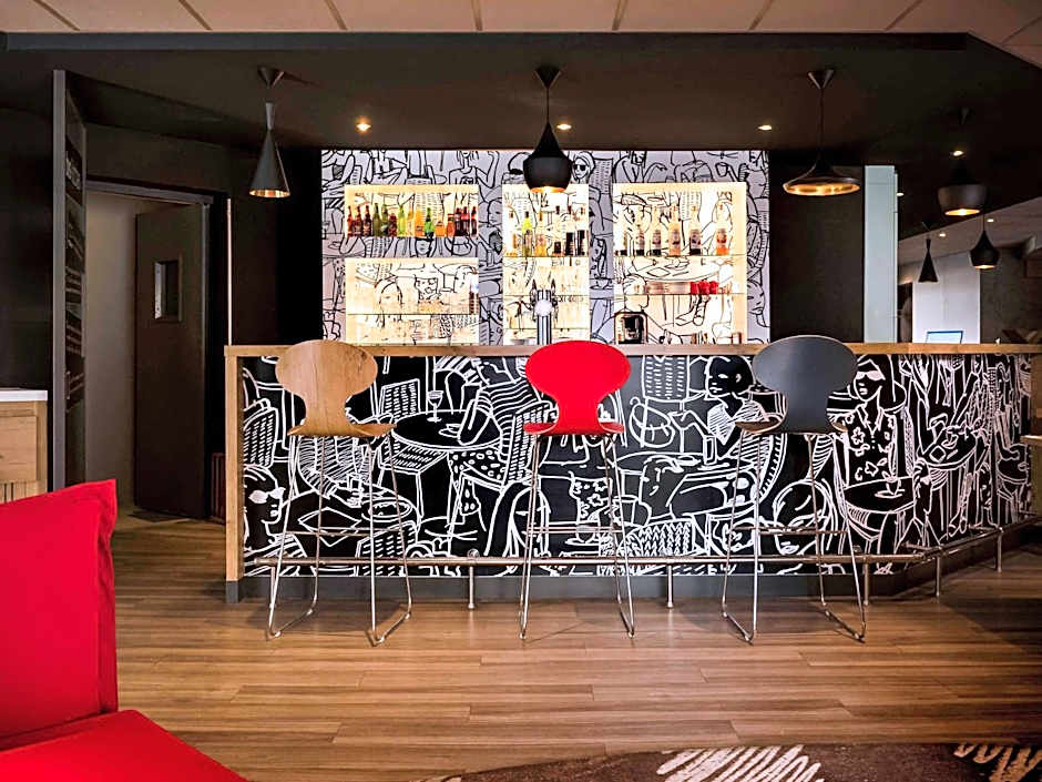 Ibis Arles