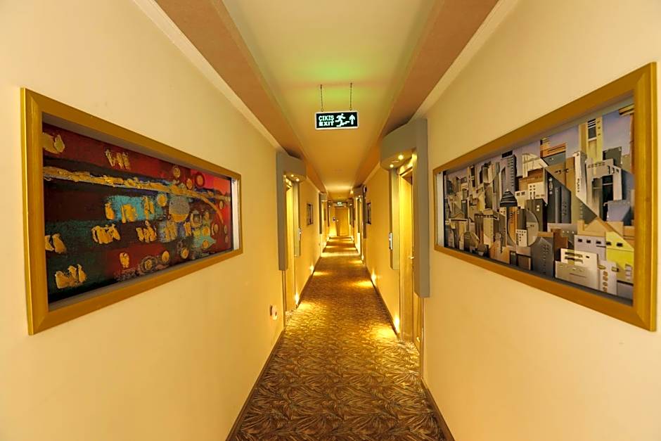 Unluselek Hotel