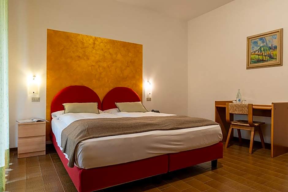 Hotel Costaverde "ai Roni"