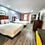 Days Inn & Suites by Wyndham Winnie