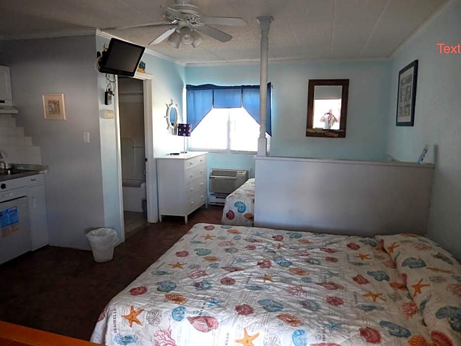 Sifting Sands Motel
