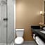 The Drake Oak Brook, Autograph Hotels