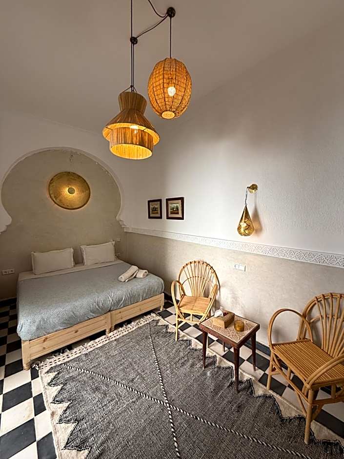Riad Yu Yu