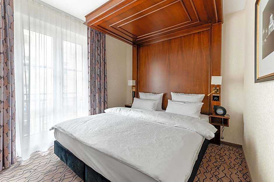 King's Hotel City Stay