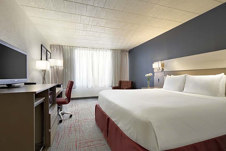 Ramada by Wyndham Beaver Falls