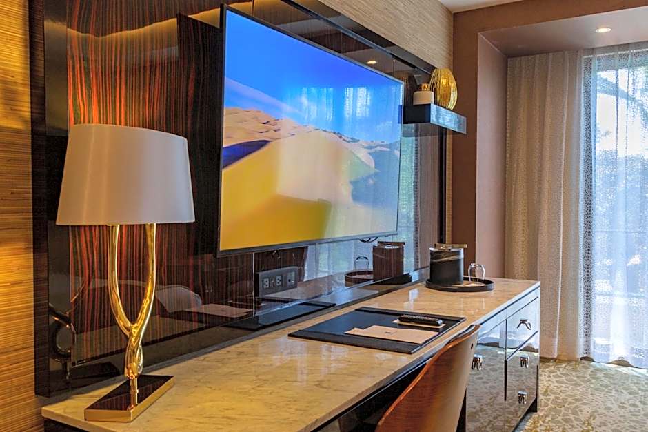 K Tower Boutique Hotel By Lucerna