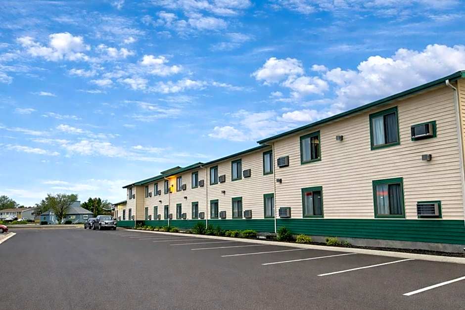 Lone Tree Inn