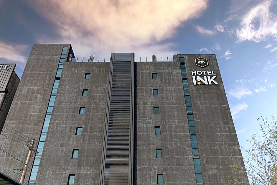 Gongju Ink Hotel