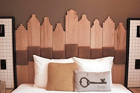 Small Double Room with Canal View