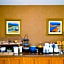 Oakland Airport Arena Hotel