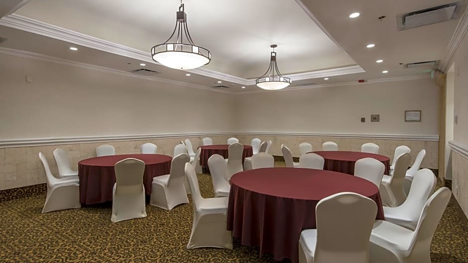 Holiday Inn Queretaro-Centro Historico By IHG