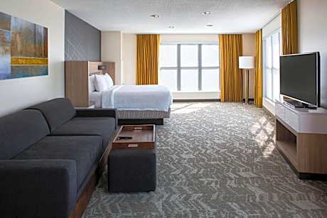 Two-Bedroom Executive Suite