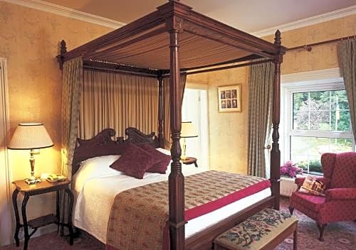 Photo 1 of 6 of Double Room