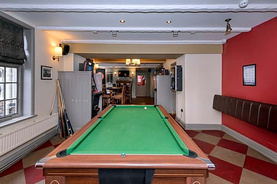 Balfour Arms