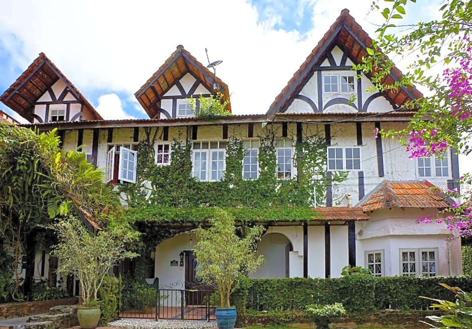 The Bala's Holiday Chalet