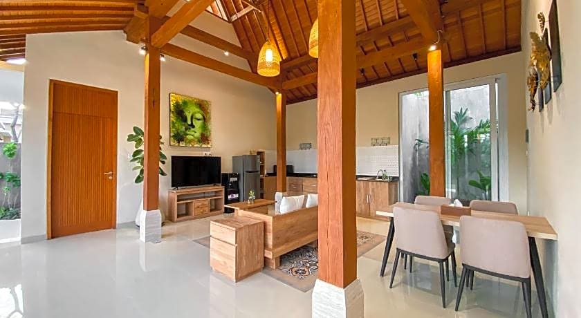 Svarna Suite Seminyak