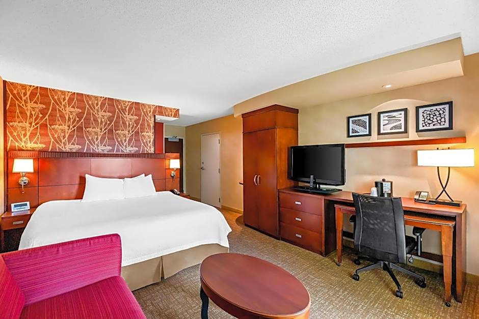 Sonesta Essential Junction City