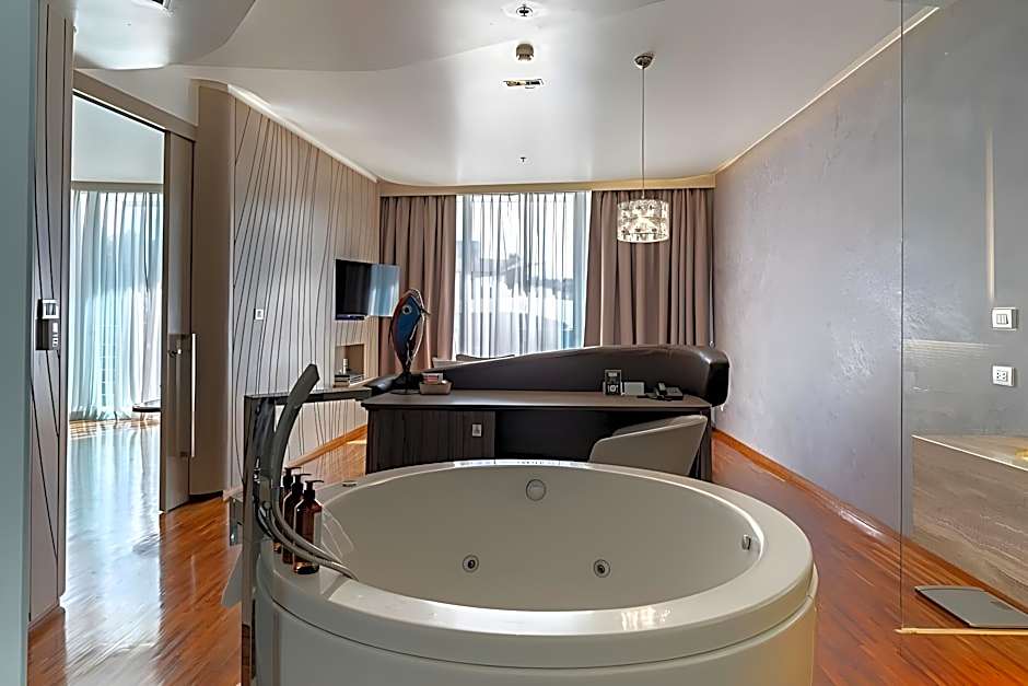 Hotel Baraquda Heeton Pattaya by Compass Hospitality