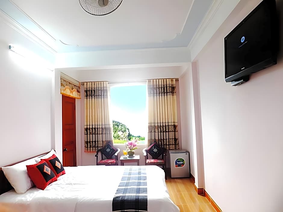 Tam Coc Panorama Hotel Restaurant and Vegan 