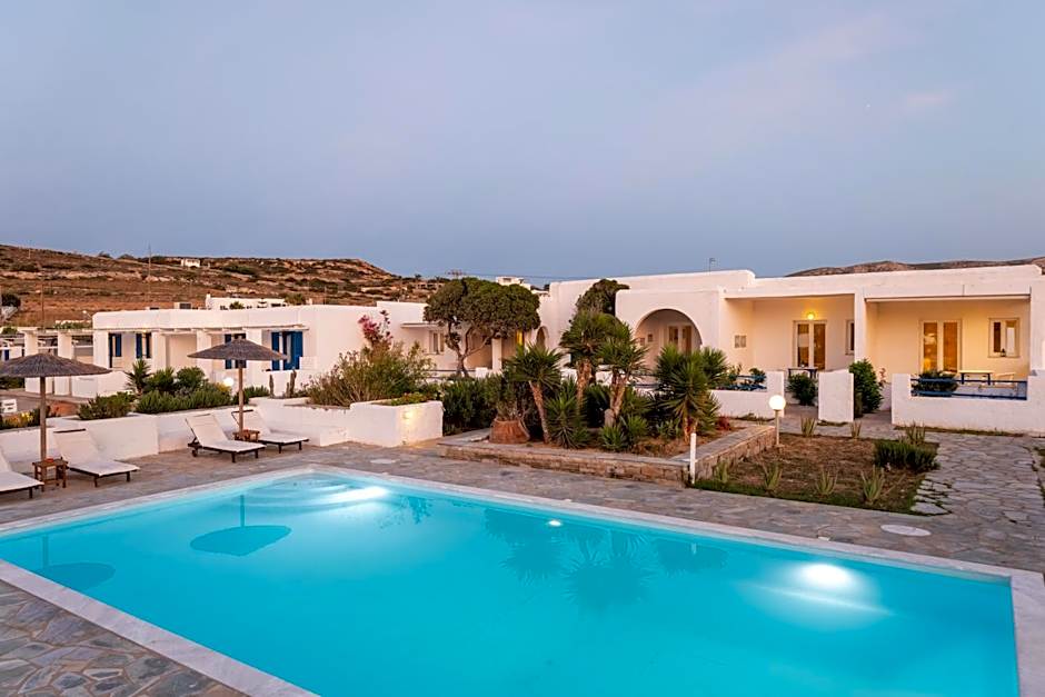 Naoussa Hotel Paros by Booking Kottas