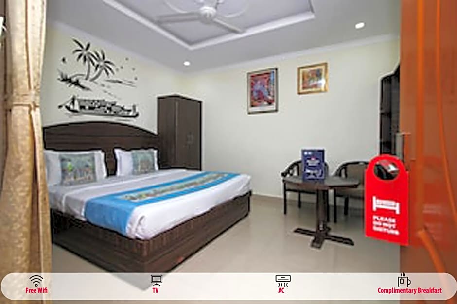 OYO 4205 Hotel Anuj Regency