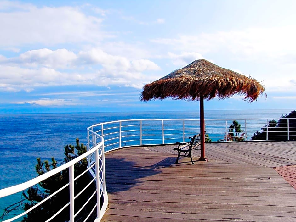 Sun Cruise Resort And Yacht