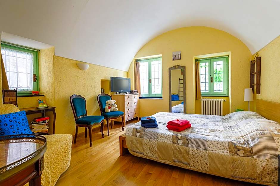 Arvé Castelbianco - B&B e Appartamento