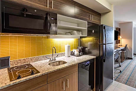 MainStay Suites Bowling Green North