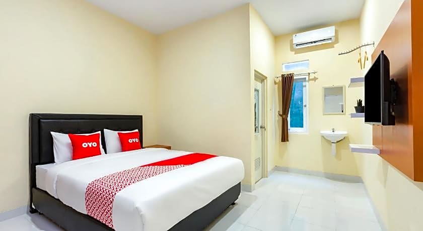 Hotel O Yogyakarta near Universitas Gadjah Mada formerly Sellinas Guesthouse