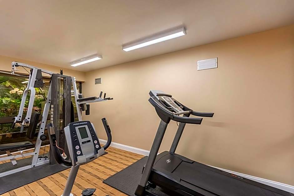 Coratel Plus Suites Wichita West Airport