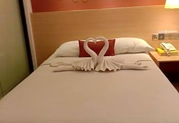 Shwe Pyi San Yar Hotel
