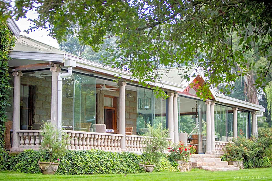 Hartford House