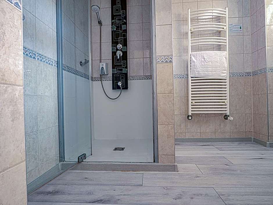 Holiday Beach Budapest Wellness Hotel with Sauna Park