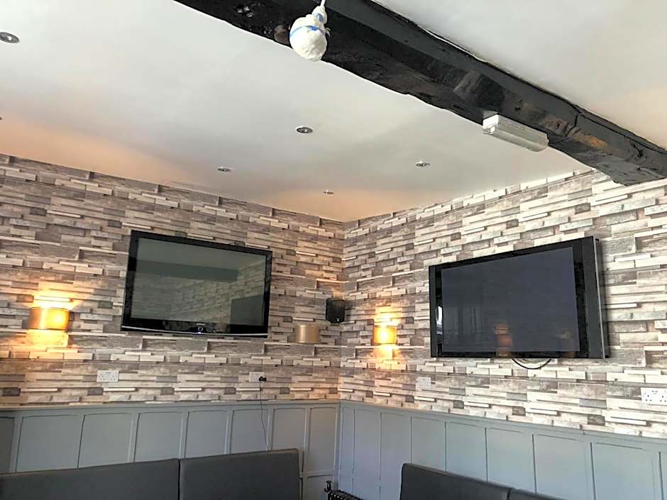 The Old Black Horse Inn