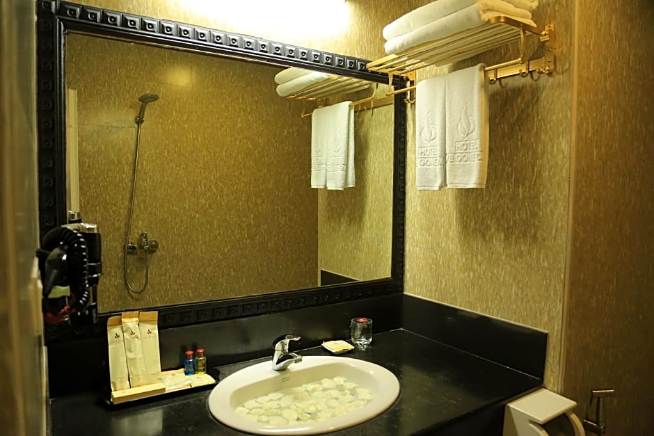 Hotel Shwe Gone Daing