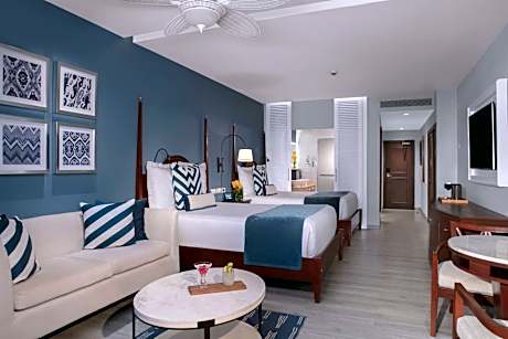 Junior Suite Ocean View Triple