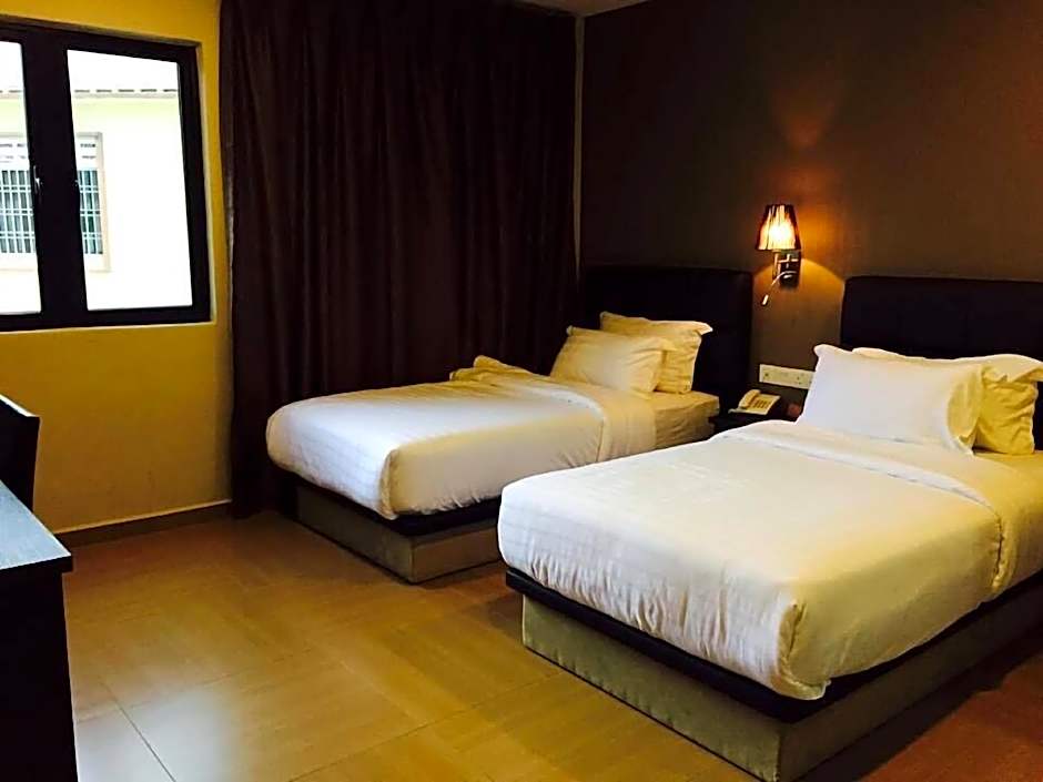 Gl Hotel