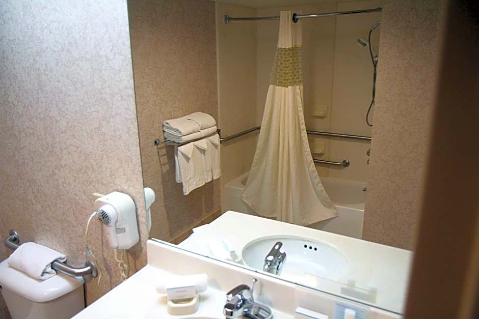 Hampton Inn By Hilton Greeneville