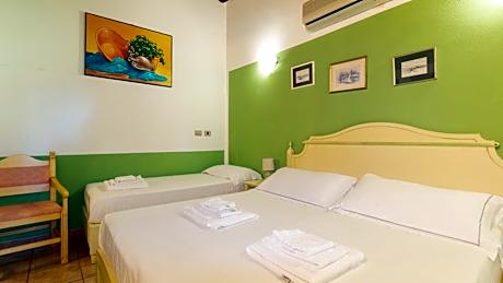 Classic Triple Room