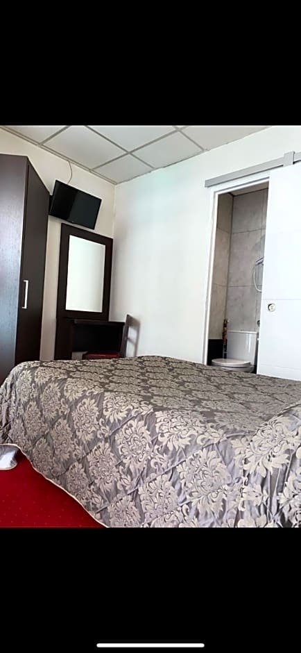 Aero Hotel