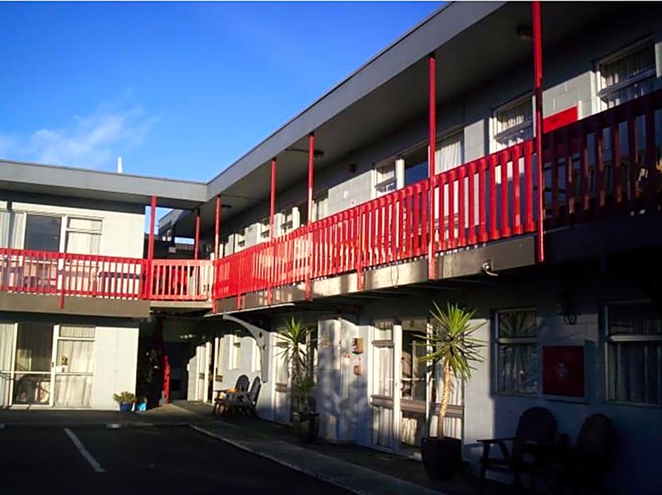 Broadway Motor Inn