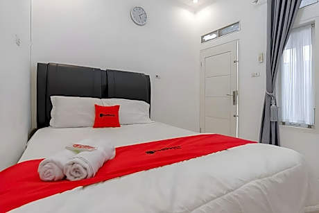 RedDoorz Plus @ Puncak Mas Cottage Lampung