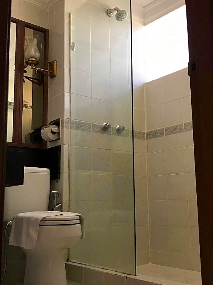 The Executive Hotel