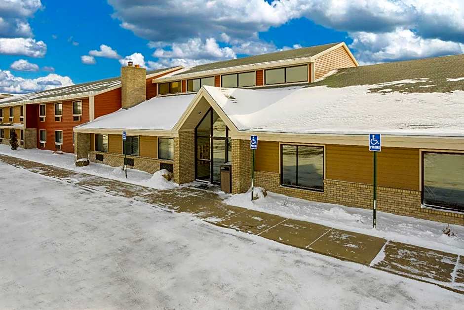 AmericInn by Wyndham Sioux Falls