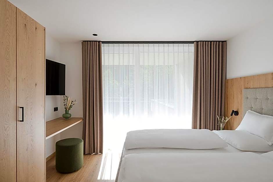 Ramilia Family Apartments Restaurant & Pizzeria