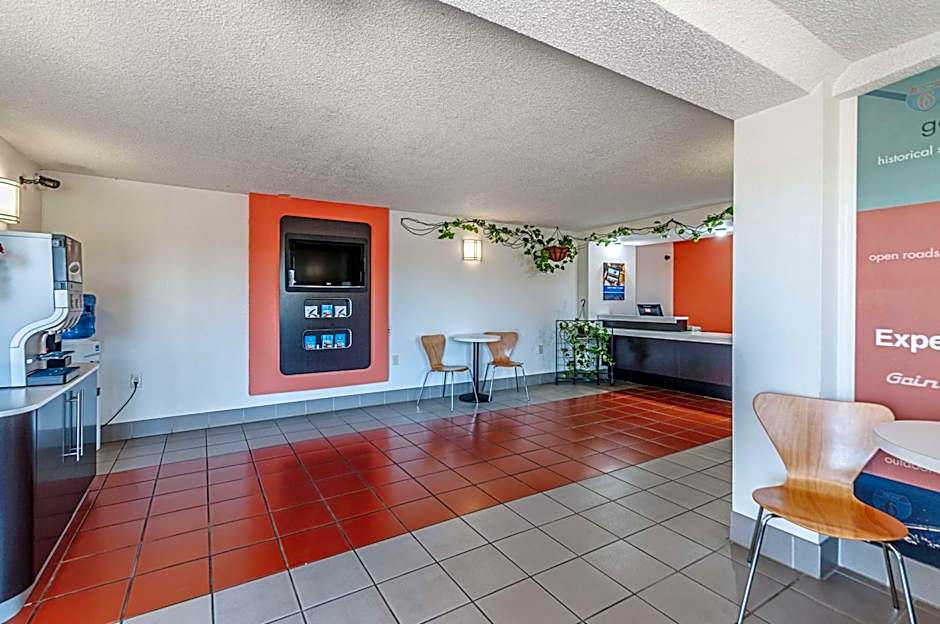 Motel 6-Martinsburg, WV