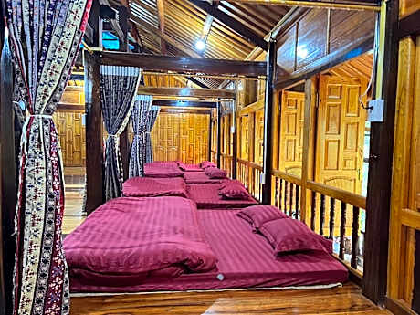 Homestay A Sính nhà sàn phòng đơn 