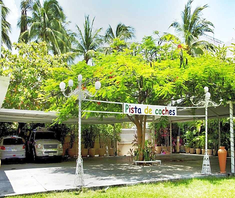 Sands Acapulco Hotel & Bungalows